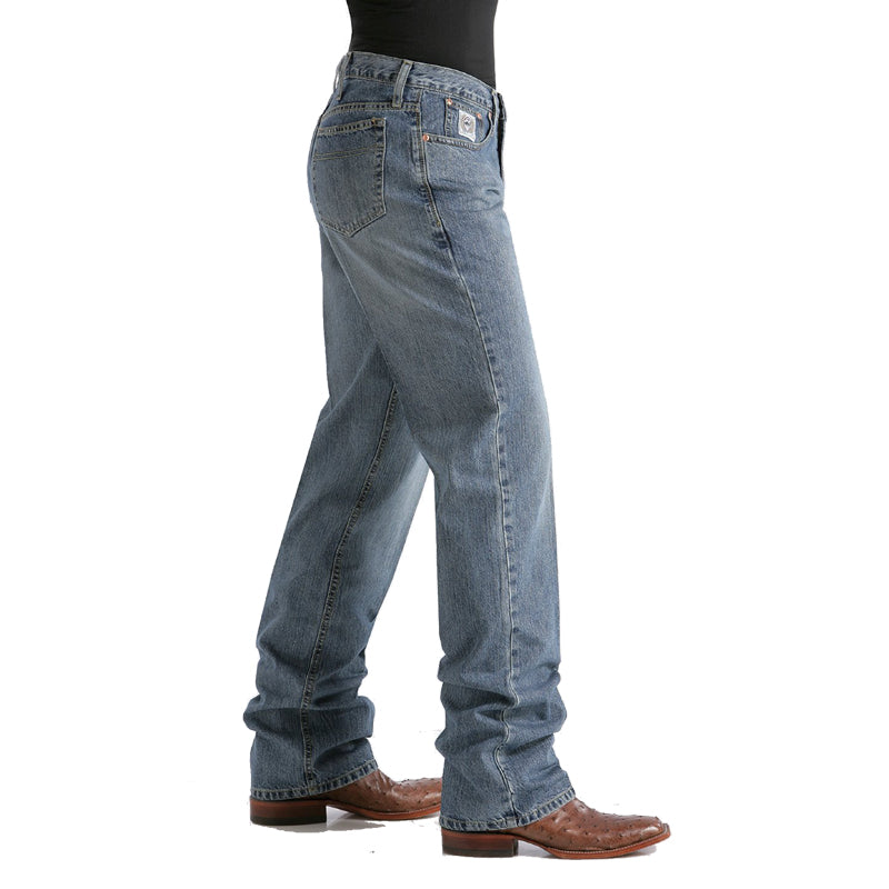 Cinch MB92834003 Men's White Label Relaxed Fit Jeans  Light StoneWash, Mid Rise, Straight Leg
