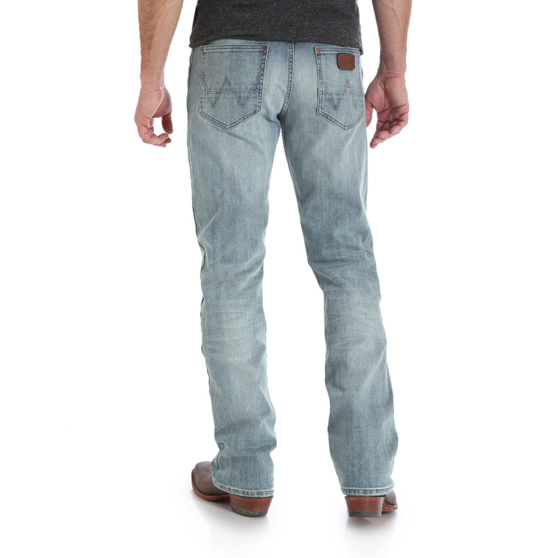 Wrangler 77MWZBR Men's Retro Slim Fit Bootcut Jeans  BR Wash, Low Rise, Cotton Spandex Denim