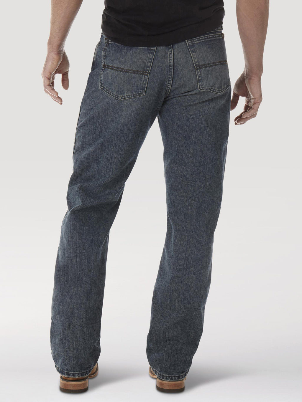 Wrangler 33MWXVM Mens 20X 33 Extreme Relaxed Jeans  Vintage Midnight, Straight Leg, 12oz Denim