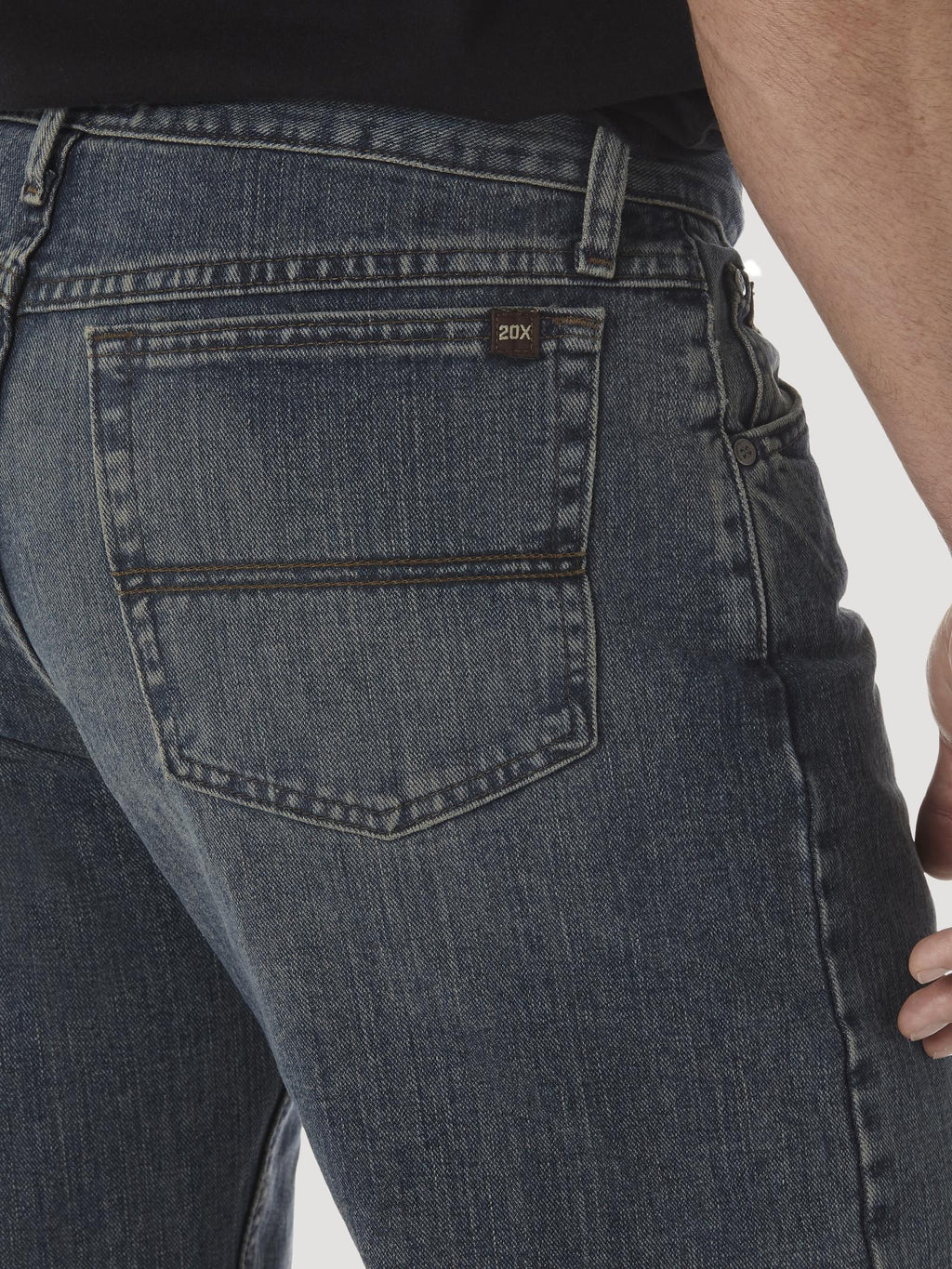 Wrangler 33MWXVM Mens 20X 33 Extreme Relaxed Jeans  Vintage Midnight, Straight Leg, 12oz Denim