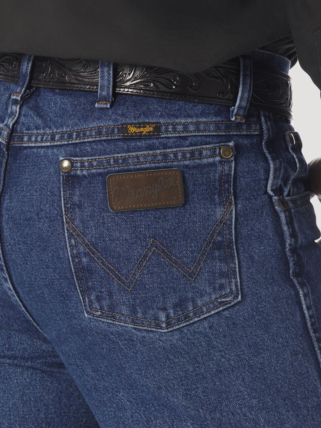 Wrangler 36MWZDS Men's Dark Stone Slim Fit Cowboy Cut Jeans  Mid Rise, Durable Denim