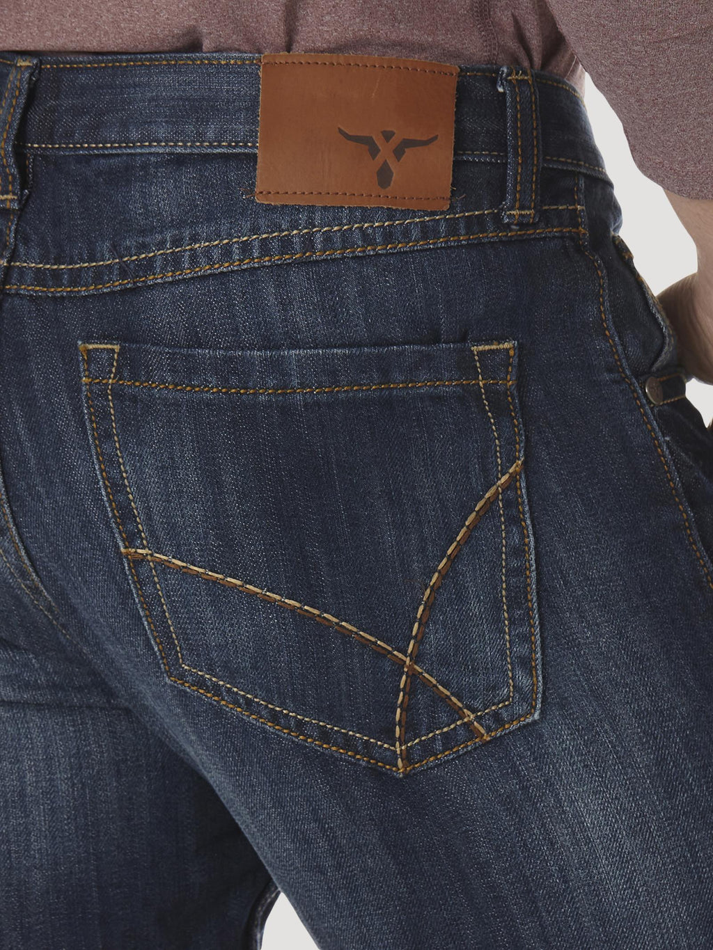 Wrangler 42MWXRD Men's 20X 42 Slim Fit Vintage Bootcut Jeans  River Denim Wash, Low Rise