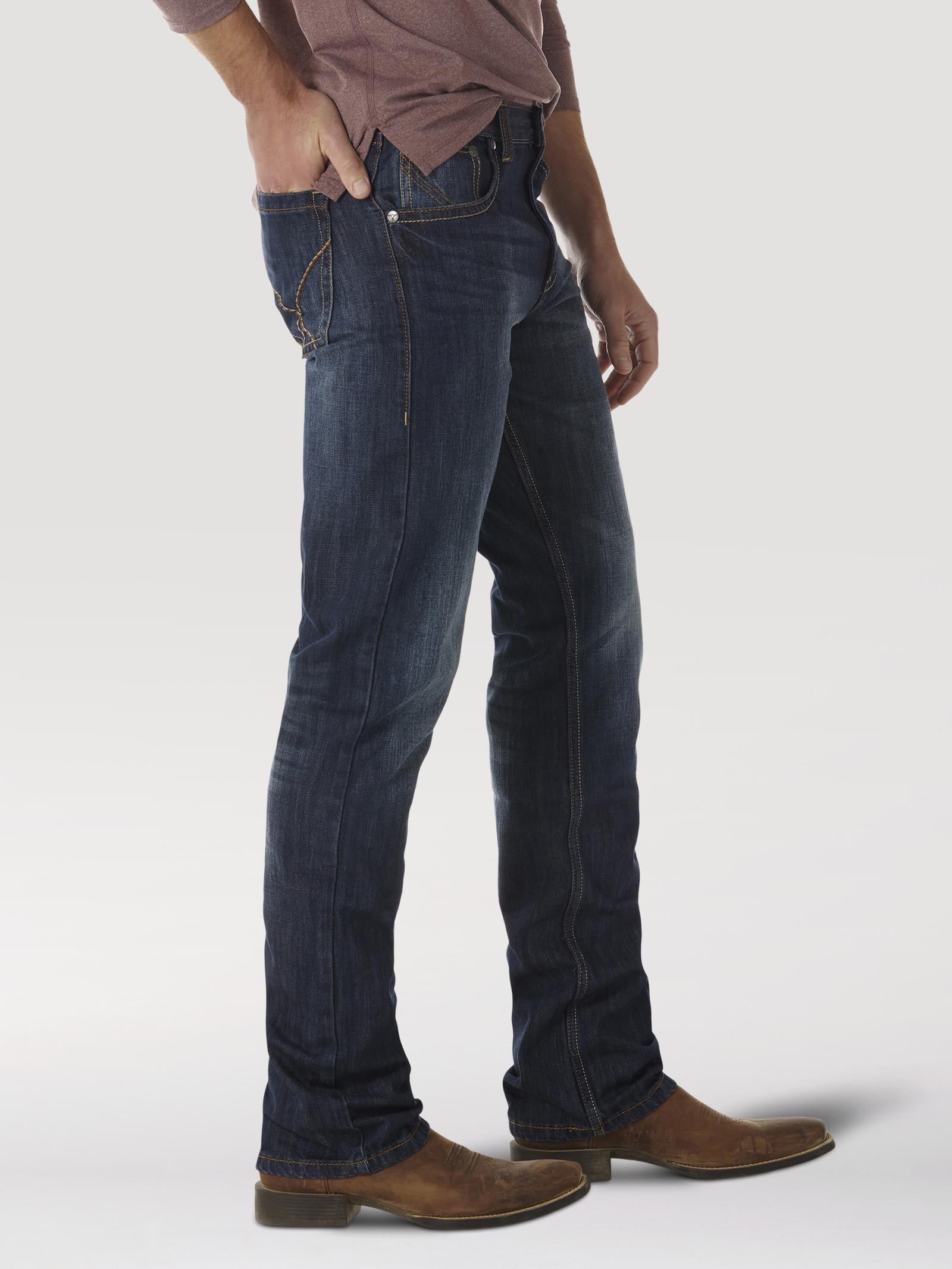 Wrangler 42MWXRD Men's 20X 42 Slim Fit Vintage Bootcut Jeans  River Denim Wash, Low Rise