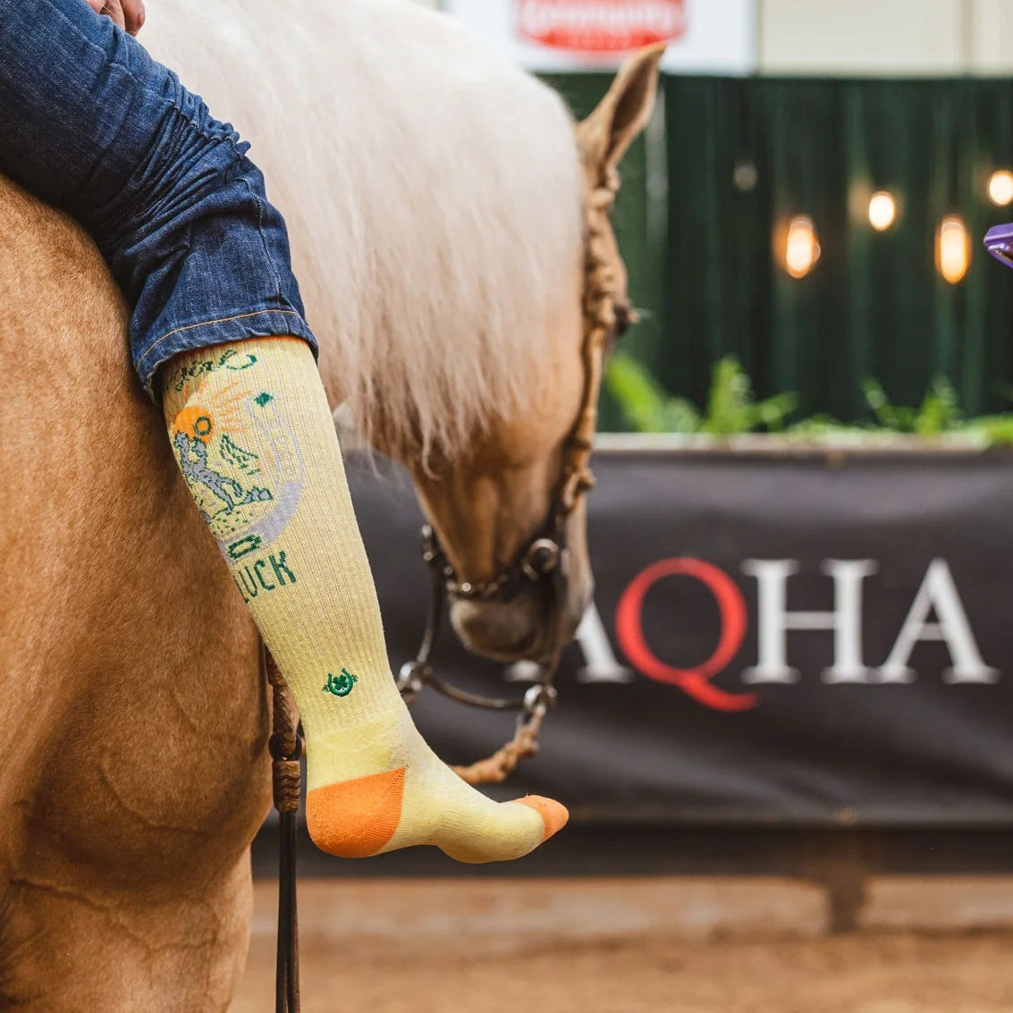LUCKY CHUCK DESERT SPIRIT COWGIRL 12185 SOCKS