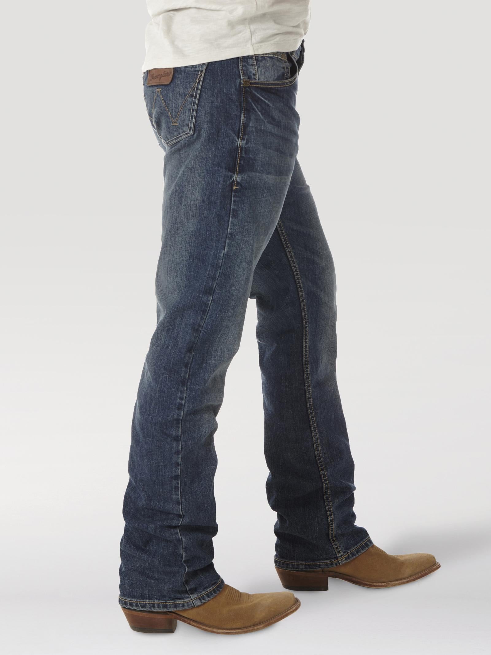 Wrangler WLT77LY Men's Retro Slim Fit Bootcut Jeans  Low Rise, Classic 5-Pocket, Cotton Denim