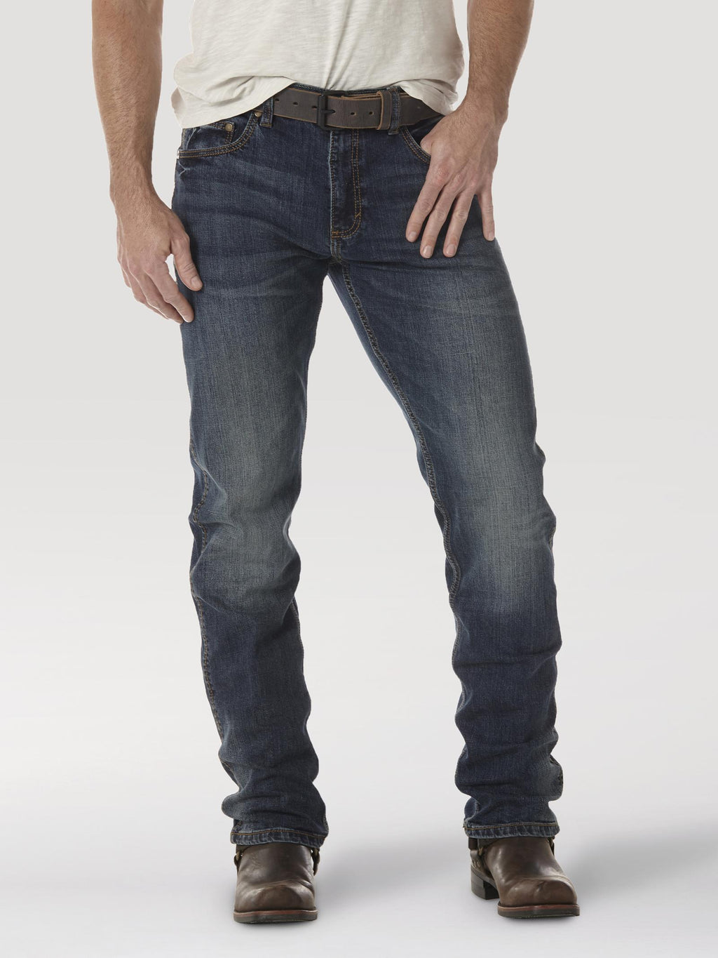 Wrangler WLT88BZ Men's Retro Slim Fit Straight Leg Jeans - Bozeman, Low Rise, Cotton Denim