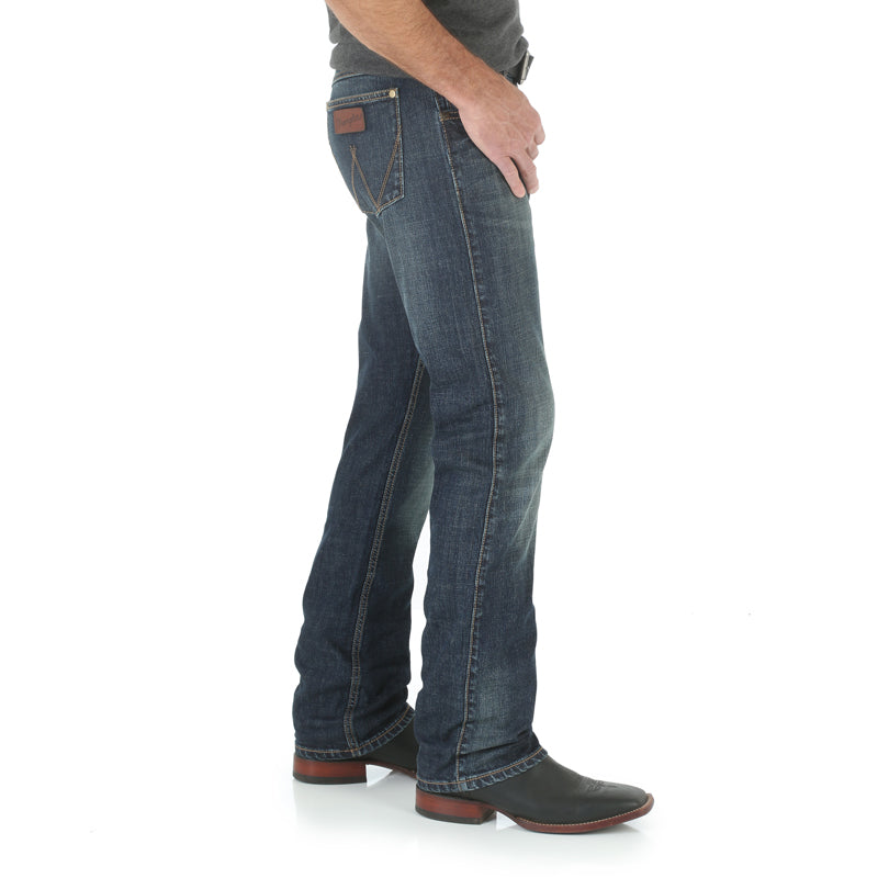Wrangler WLT88BZ Men's Retro Slim Fit Straight Leg Jeans - Bozeman, Low Rise, Cotton Denim