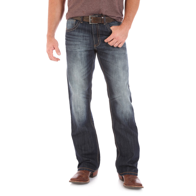 Wrangler 42MWXRD Men's 20X 42 Slim Fit Vintage Bootcut Jeans  River Denim Wash, Low Rise